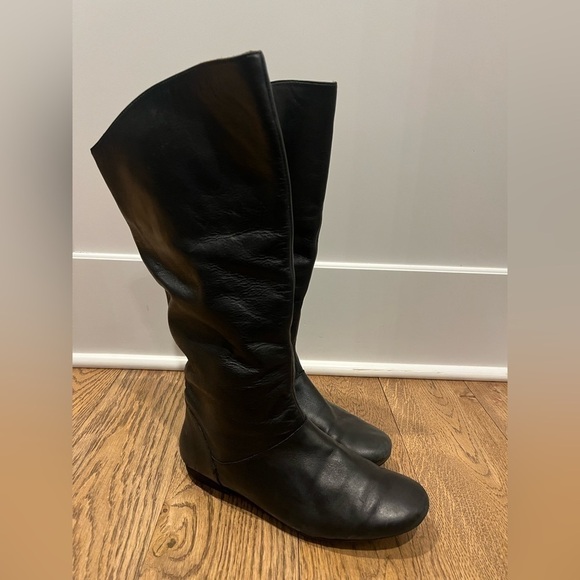 Clarks boots size UK 5/US 7.5 - Picture 1 of 5